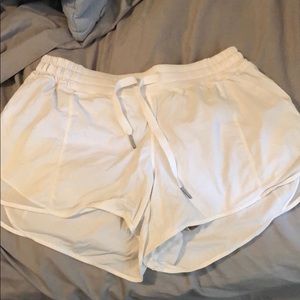 Lululemon Hotty Hot short II size 10